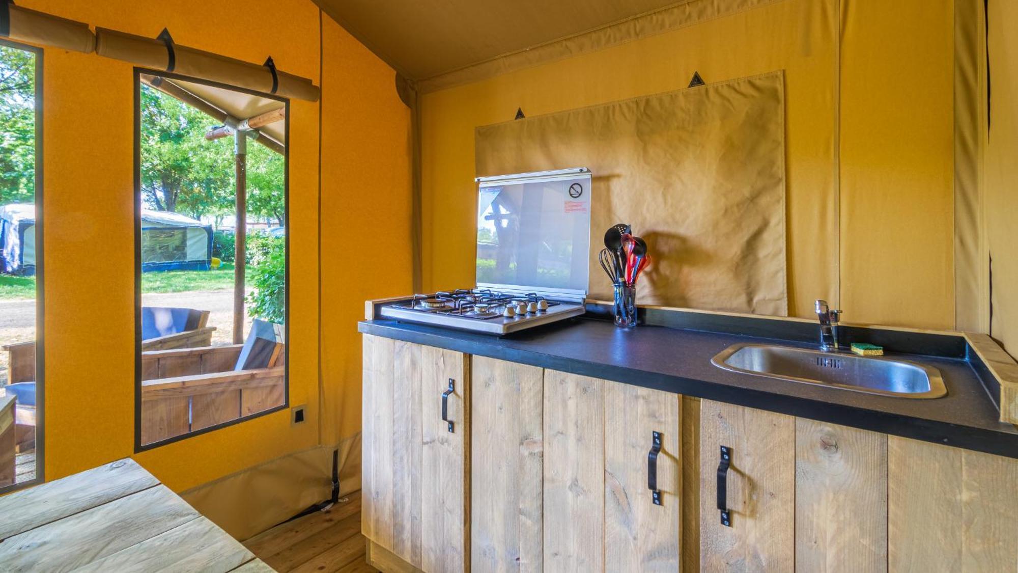 Camping Vesoul Vaivre-et-Montoille Habitación foto